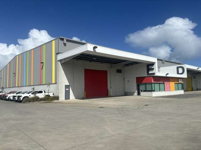 705sqm high-stud warehouse - Airport