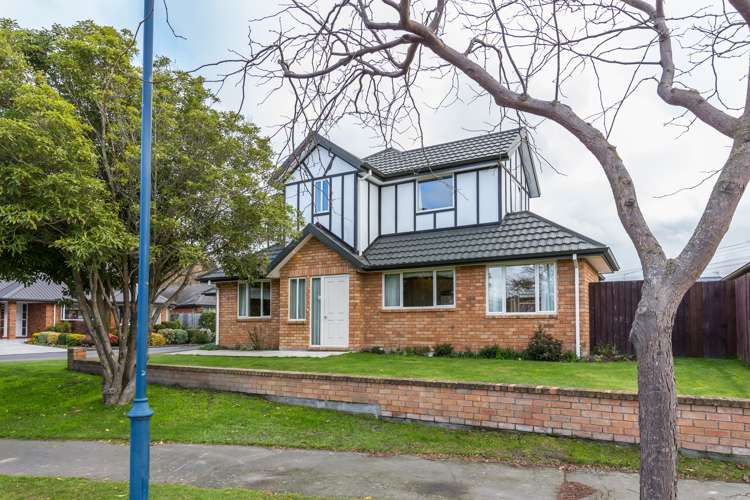 49 Chesterfield Mews Russley_13