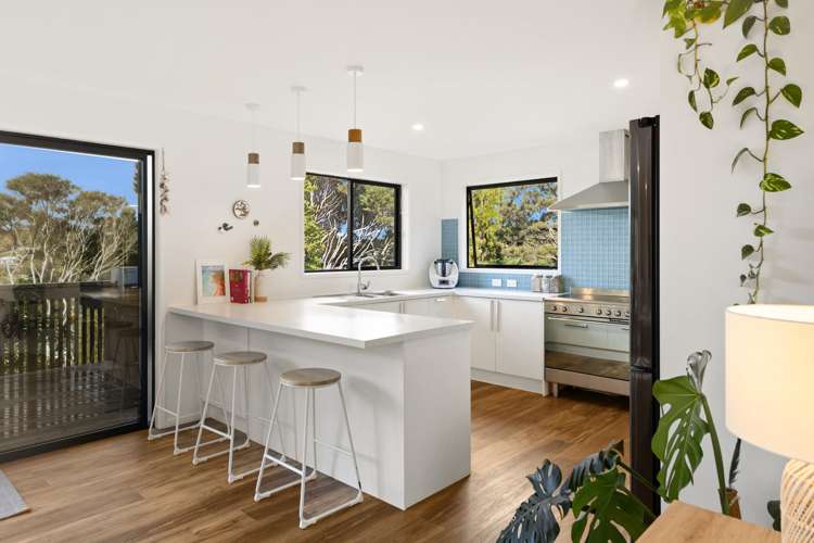 8 Island View Close Paihia_2