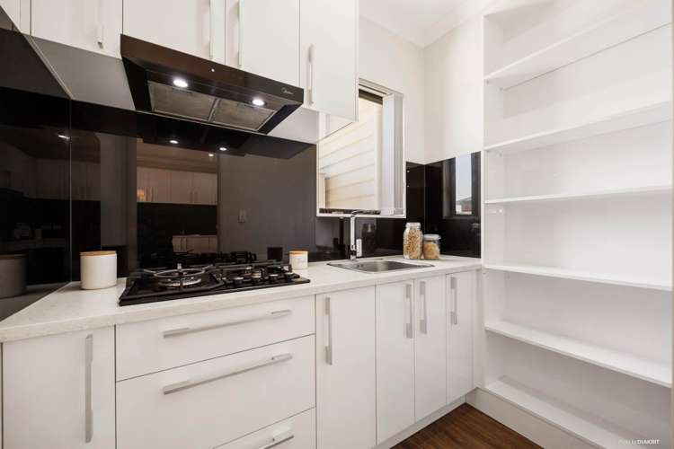 4 Eastfield Avenue Flat Bush_19