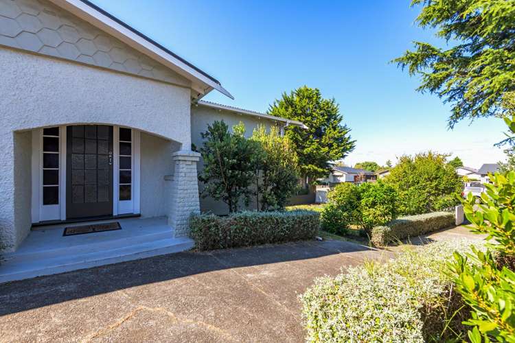 81 Lyndhurst Street Takaro_19