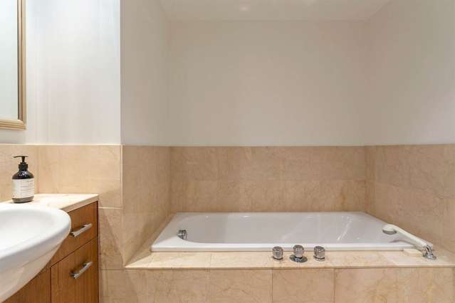 2513/1 Courthouse Lane City Centre_3