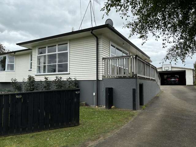 Family Home in Morrinsville – Spacious & Inviting!