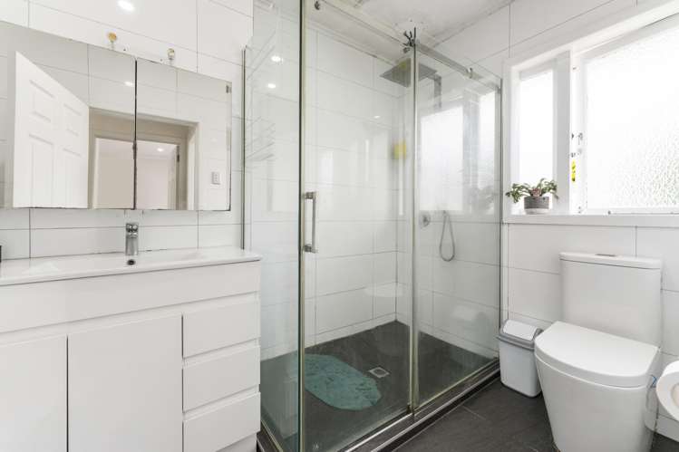 107 Taylor Road Mangere Bridge_9