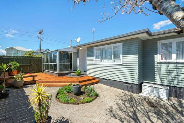 1/76 Grove Road Papakura_4