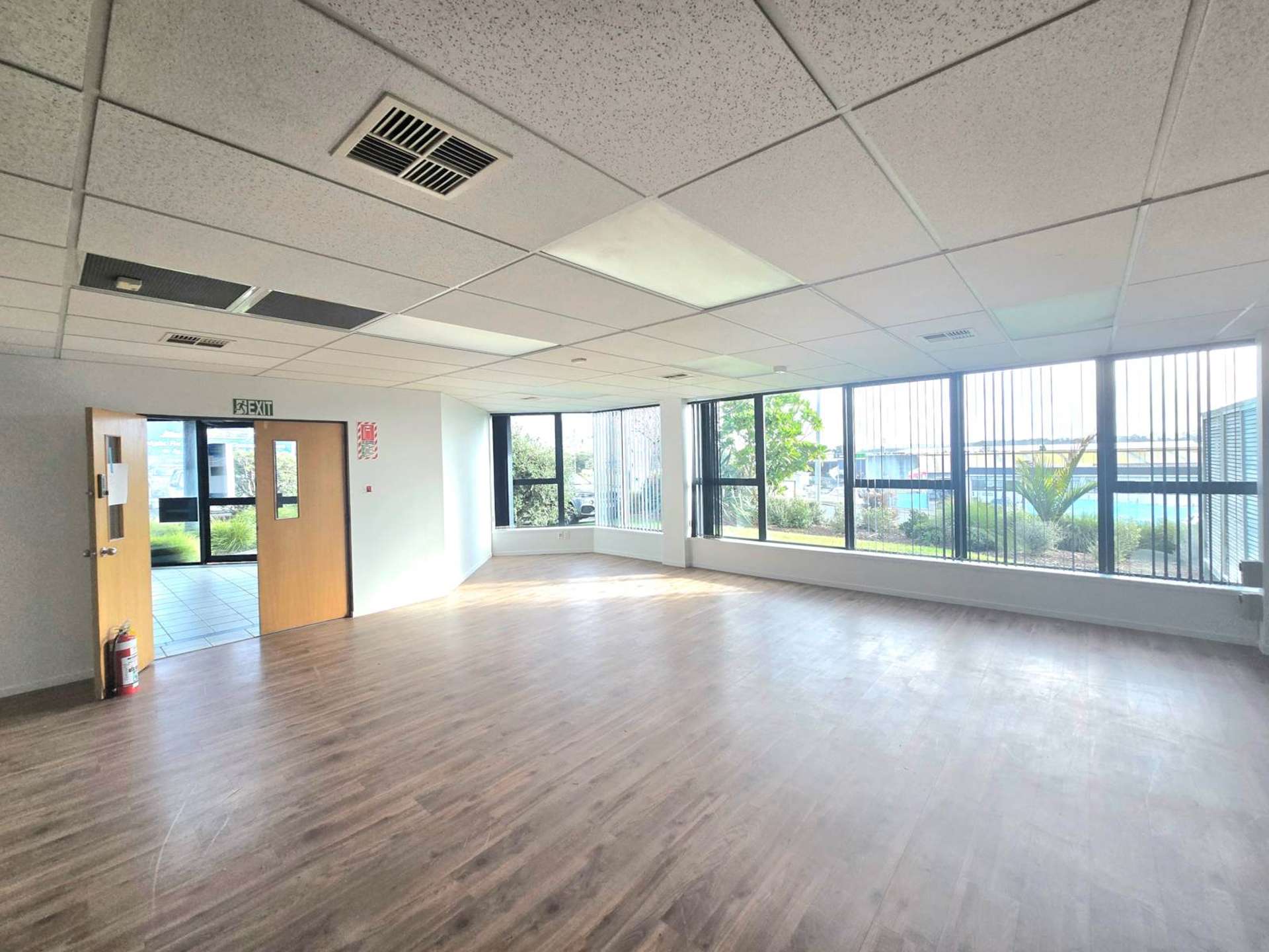 Unit 1/5 Paul Matthews Road Rosedale_0