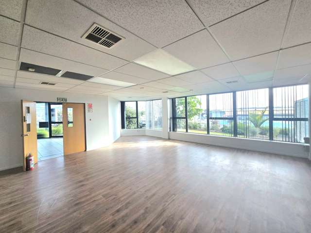 ALBANY GROUND FLOOR OFFICE WITH ROAD FRONTAGE