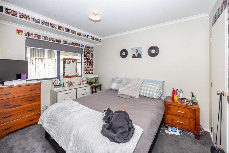 8 Inverness Avenue Hamilton East_8