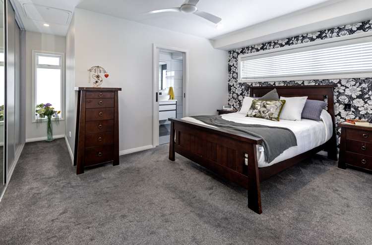 2/17 The Parade Bucklands Beach_19