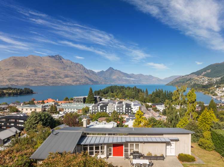 7 Salmond Place Queenstown_3