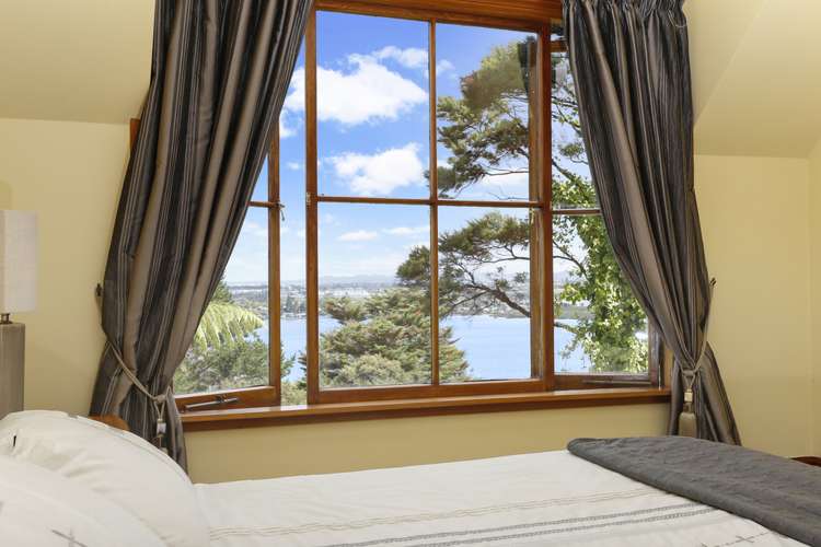 9 Chatham Avenue Paremoremo_23