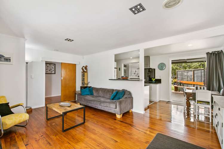 11 Koru Street Mangere Bridge_10