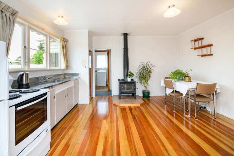 8 Freyberg Street Feilding_3