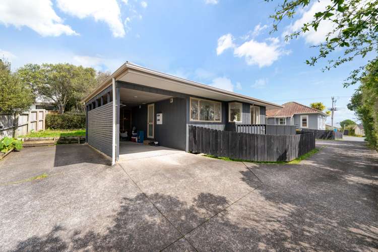 140 Titirangi Road New Lynn_9