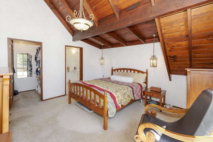 21 Wairata Place Te Atatu South_11