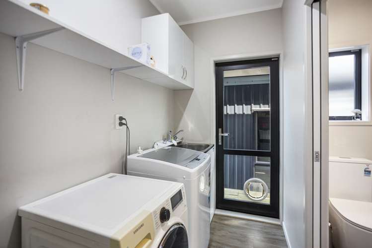 72 Lund Road Aongatete_11