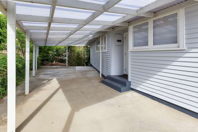 28 Raewyn Street Morningside_3