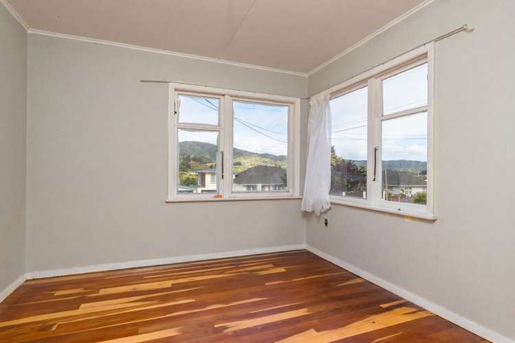71 Petrie Street Wainuiomata_12
