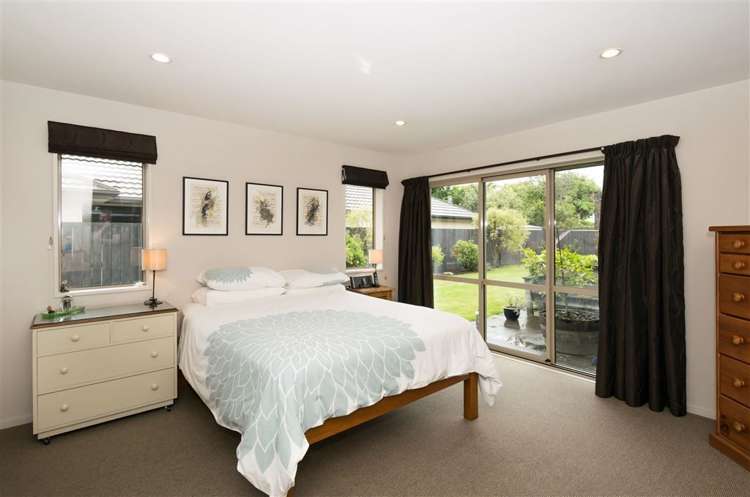 10 Roussel Place Springlands_14