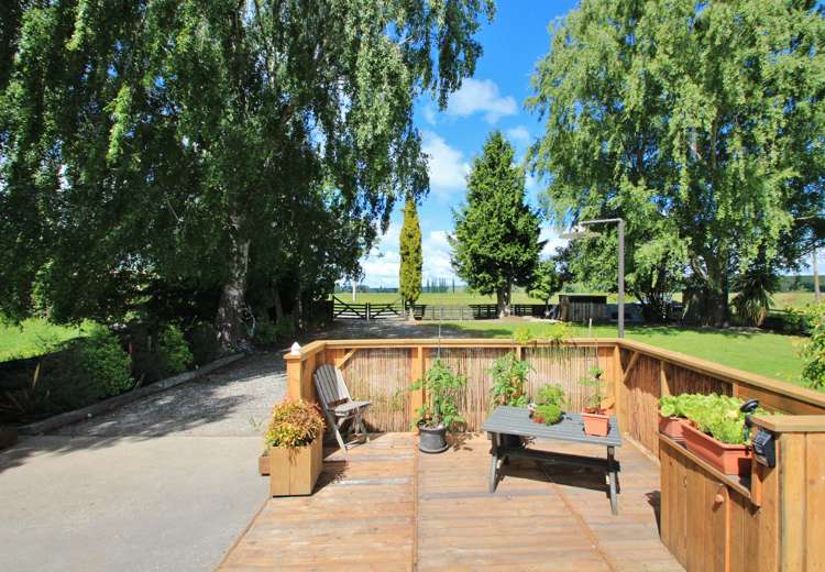 10 Freshford Plains Station Road Lumsden Surrounds_9