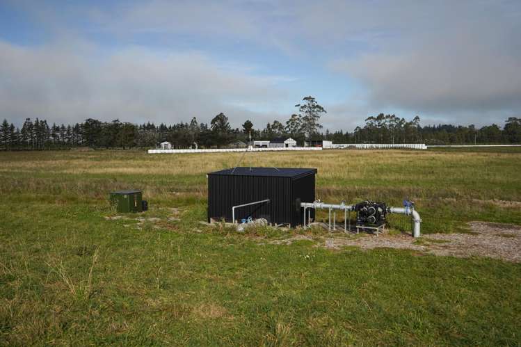 77 Bleak House Road Darfield_24