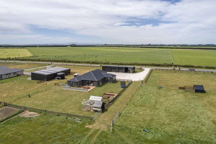 267 Creyke Road Darfield_23