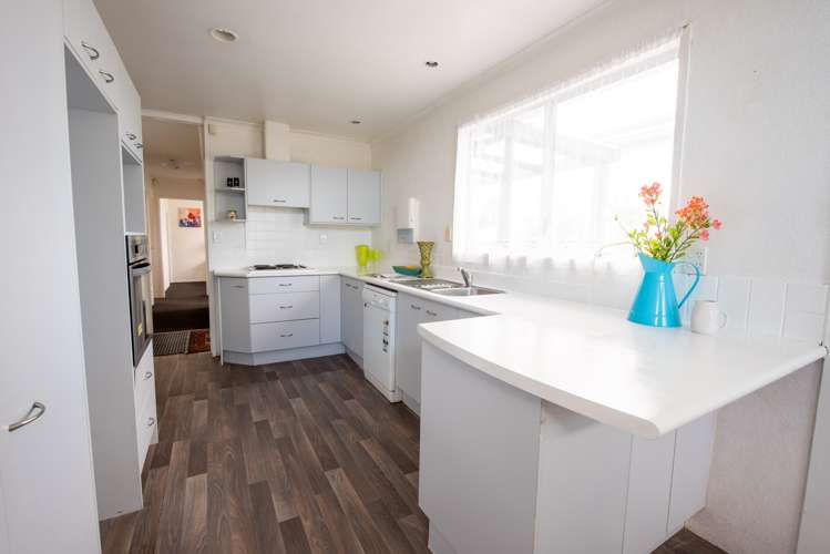 68 Sikkim Crescent Clover Park_11