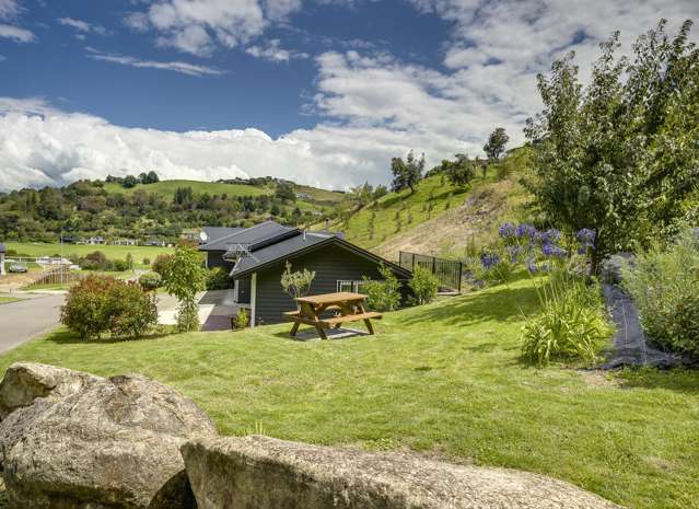 Elevated Home with Views + 5 Star Airbnb