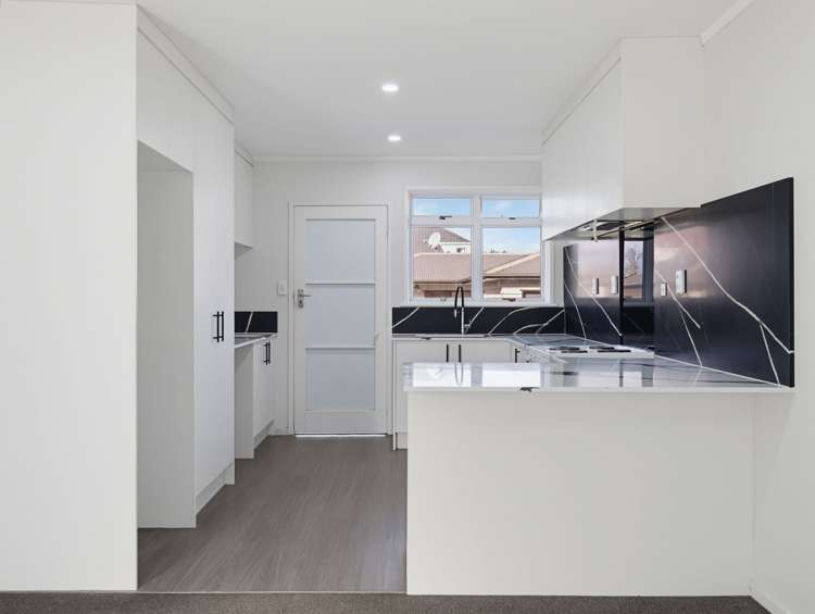 2/24a Vine Street Mangere East_14