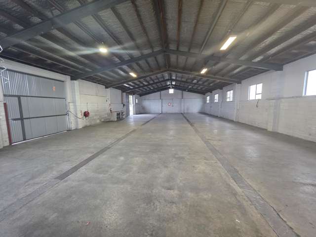 389sqm Industrial Warehouse with Office