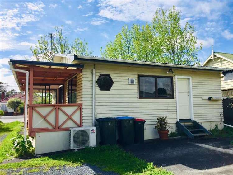 13 Bollard Avenue New Windsor_10