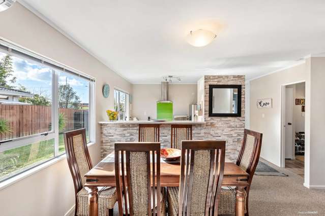 2/1 Caribbean Drive Unsworth Heights_2