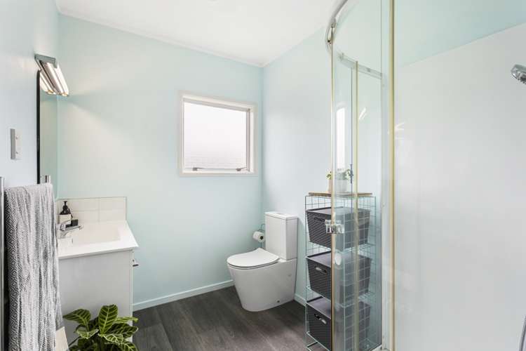 1/2a Eskdale Road Birkdale_18