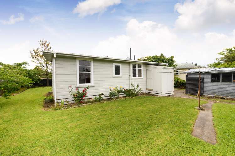 24 Main Street Marton_5