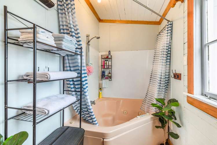 6 and 8 Princess Street Marton_11