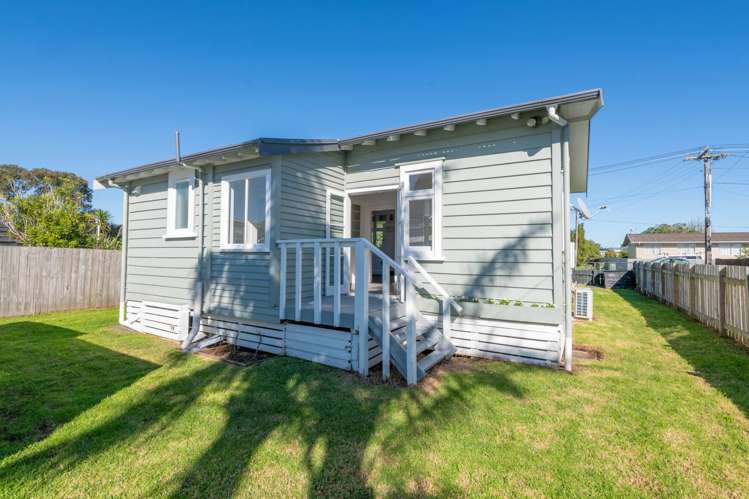 23a Te Moau Avenue Parakai_15