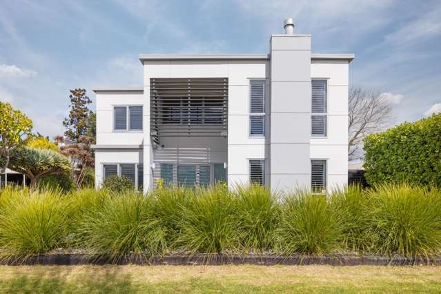 Architectural Easy Living