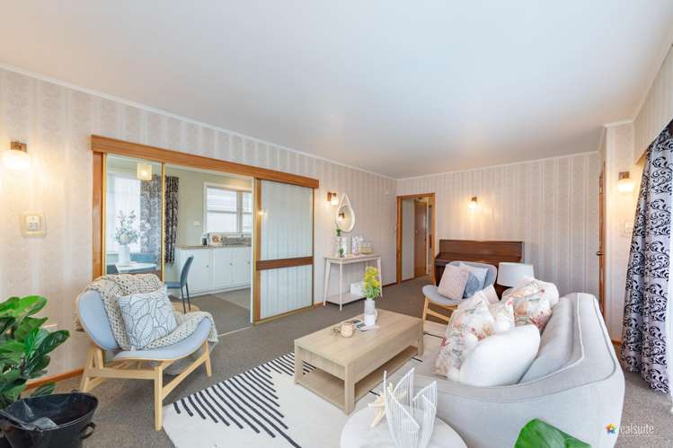 18 Mark Avenue Paparangi_1