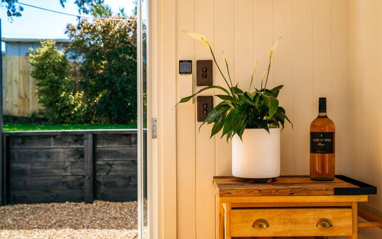 15 Alison Road Surfdale_23