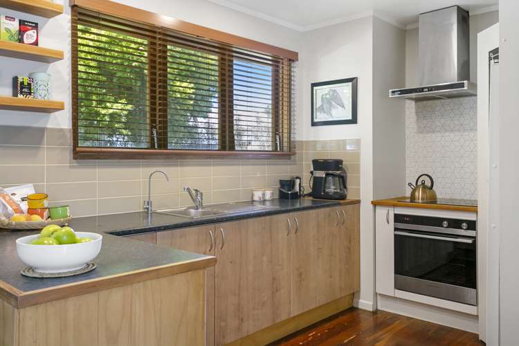 27 Hinemoa Avenue Taupo_15