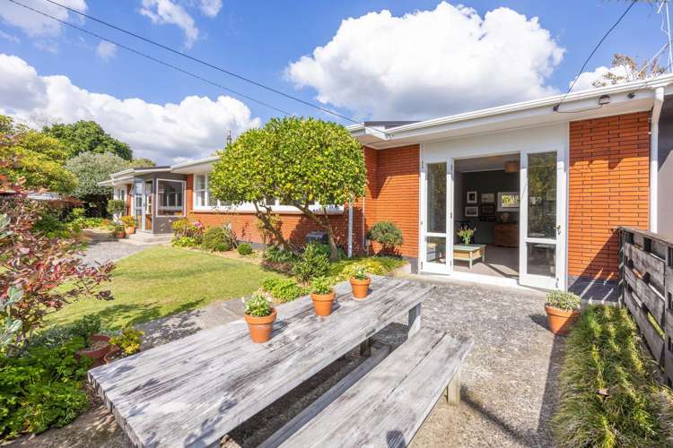 14 Carlson Crescent Silverdale_2