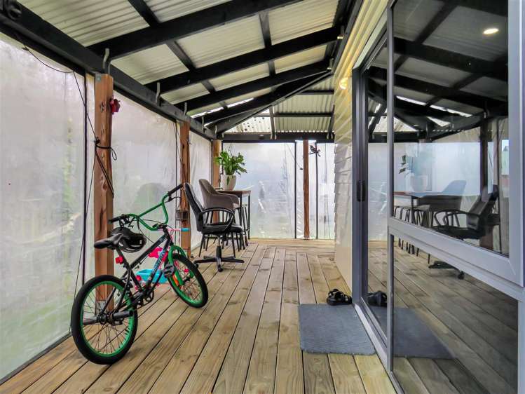 9A Holden Avenue Holdens Bay_15