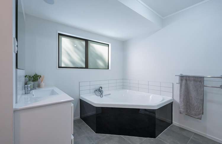 17 Te Ata Place Atawhai_23