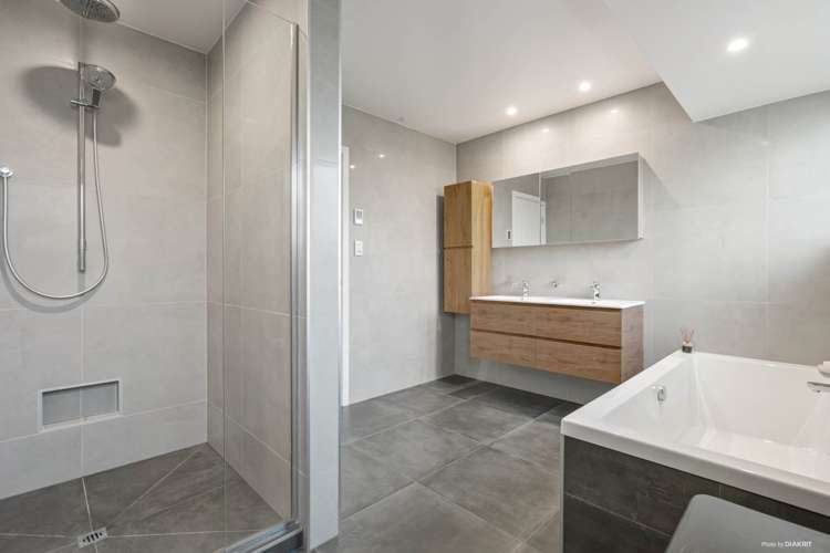 28 Caithness Place Farm Cove_19