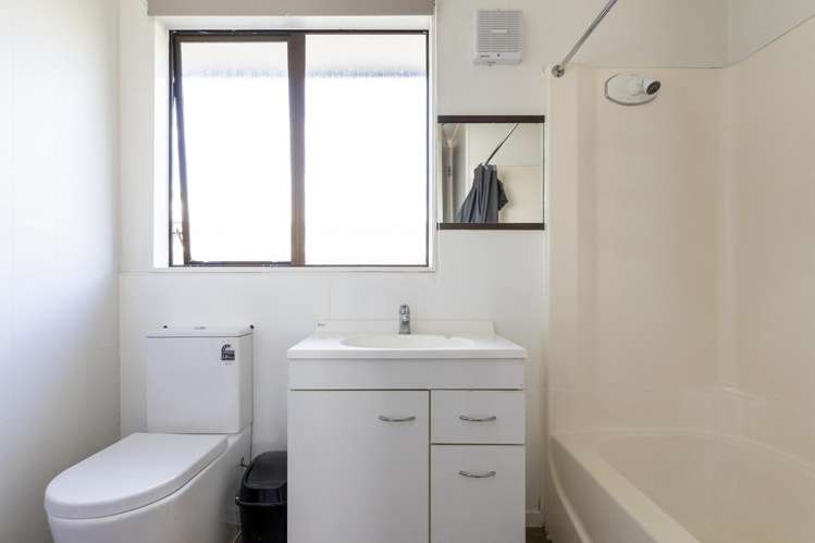 38A Arthur Crescent Hilltop_12