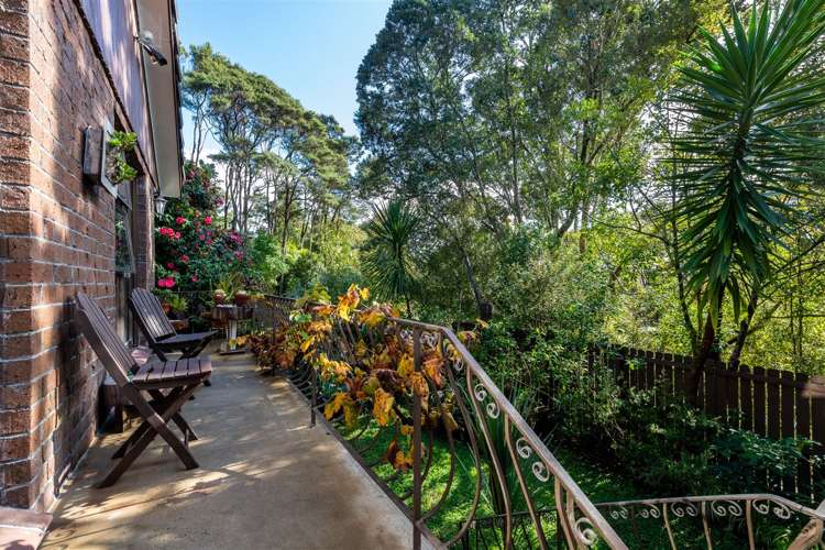 2 Kaurimu Rise Titirangi_20