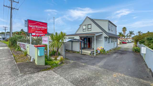 156 Main Road Tairua_1