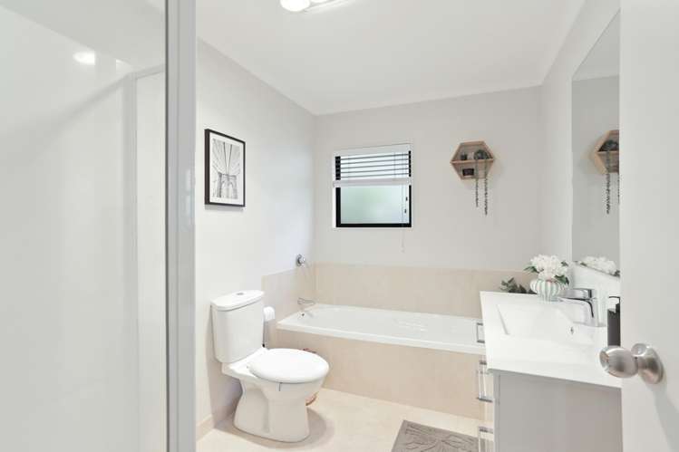 103c Glengarry Road Glen Eden_13