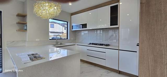 78 Koromeke Street Flat Bush_2