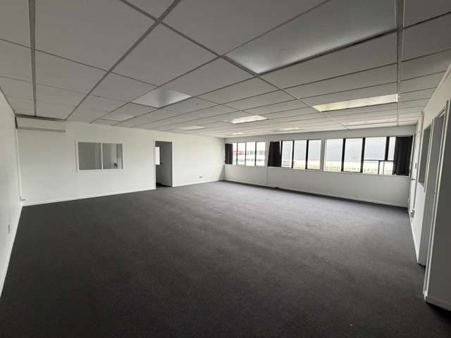 First floor, 3/2 Lady Ruby Drive East Tamaki_2
